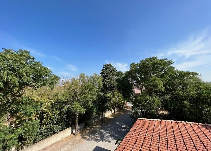 Stefania Guest House